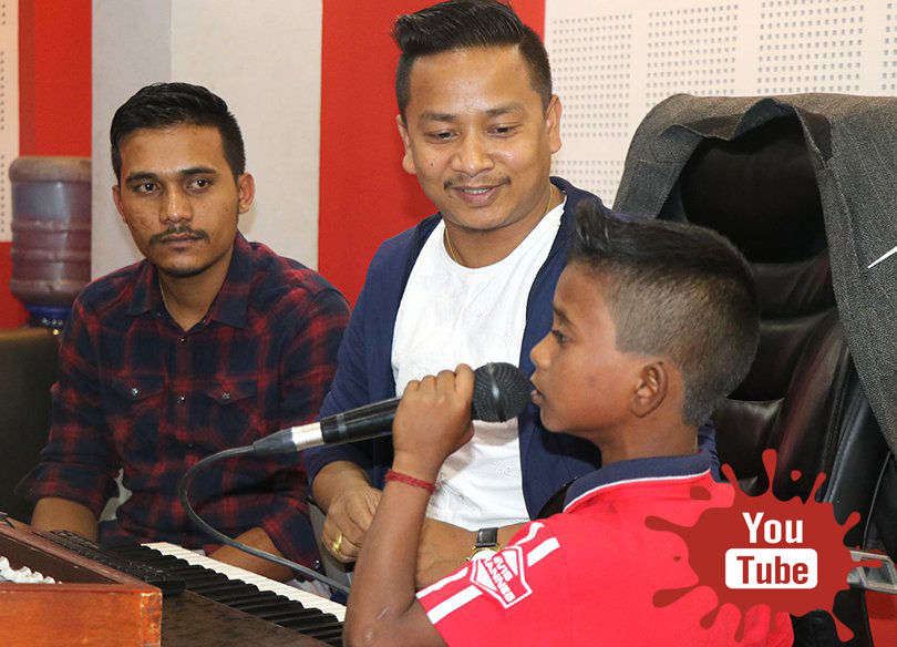 ‘युट्युब  भाइरल ब्वाई’ अशोक दर्जिको पहिलो गीत रिलिज