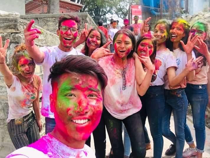 होलीको अन्तिम दिन , आज तरार्इमा होली मनार्इदै