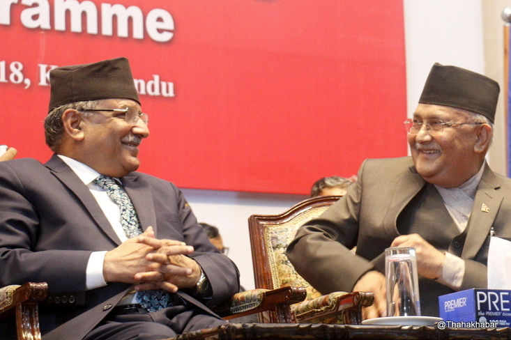 बालुवाटारमा ओली-दाहाल छलफल