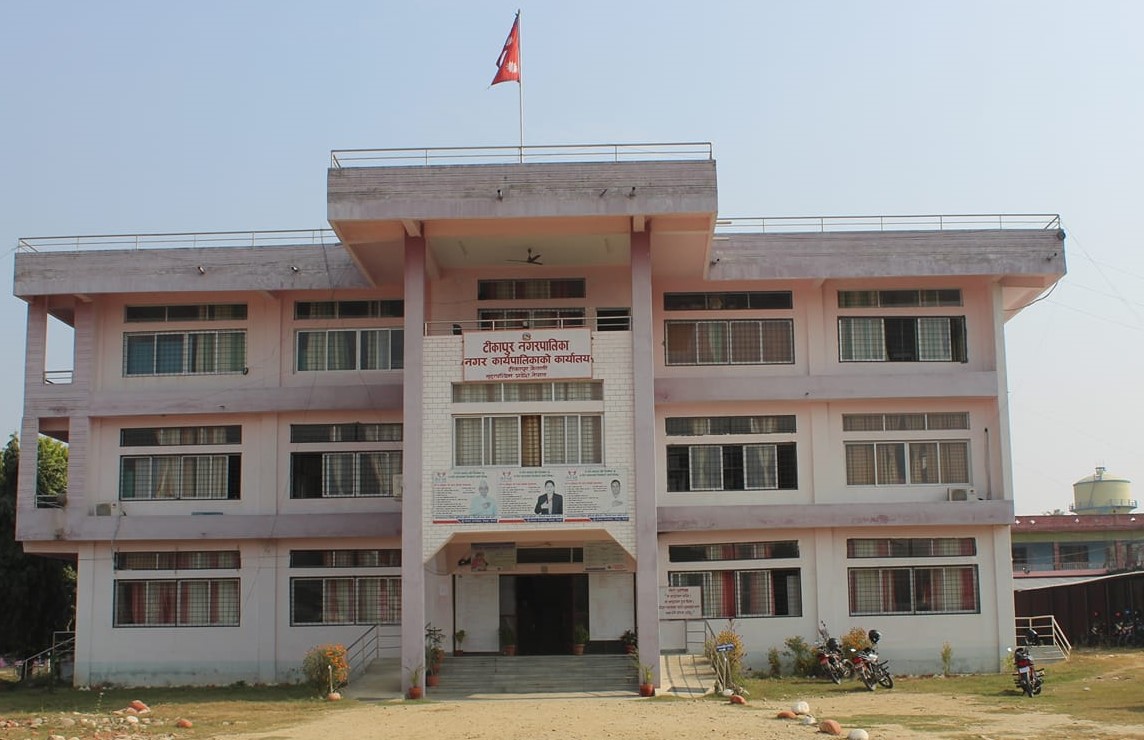 टीकापुरका २५ जनामा कोरोना पुष्टि।